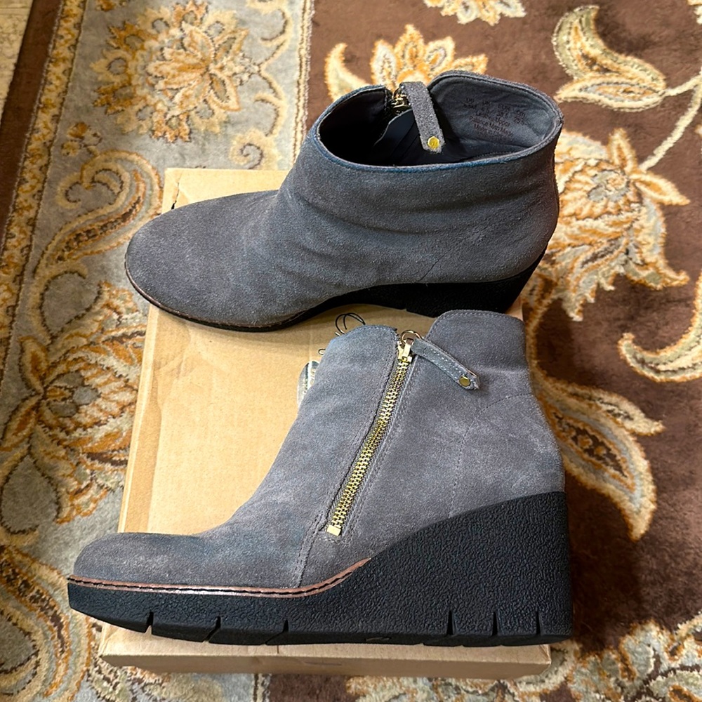 Original collection Dr. Scholls love it up wedge bootie